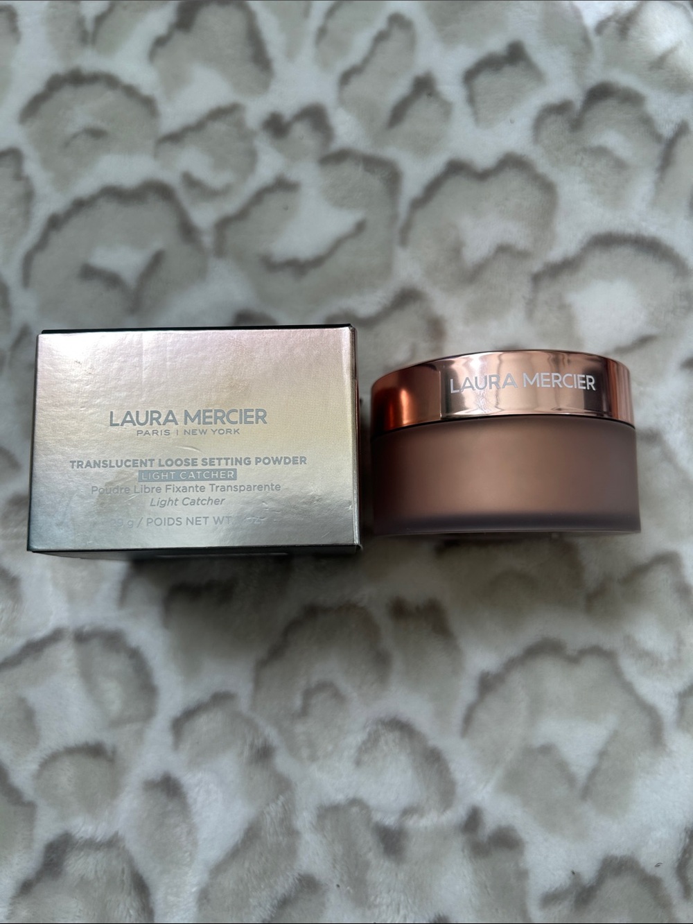 laura mercier Translucent Loose Setting Powder - Rose Gold Lid